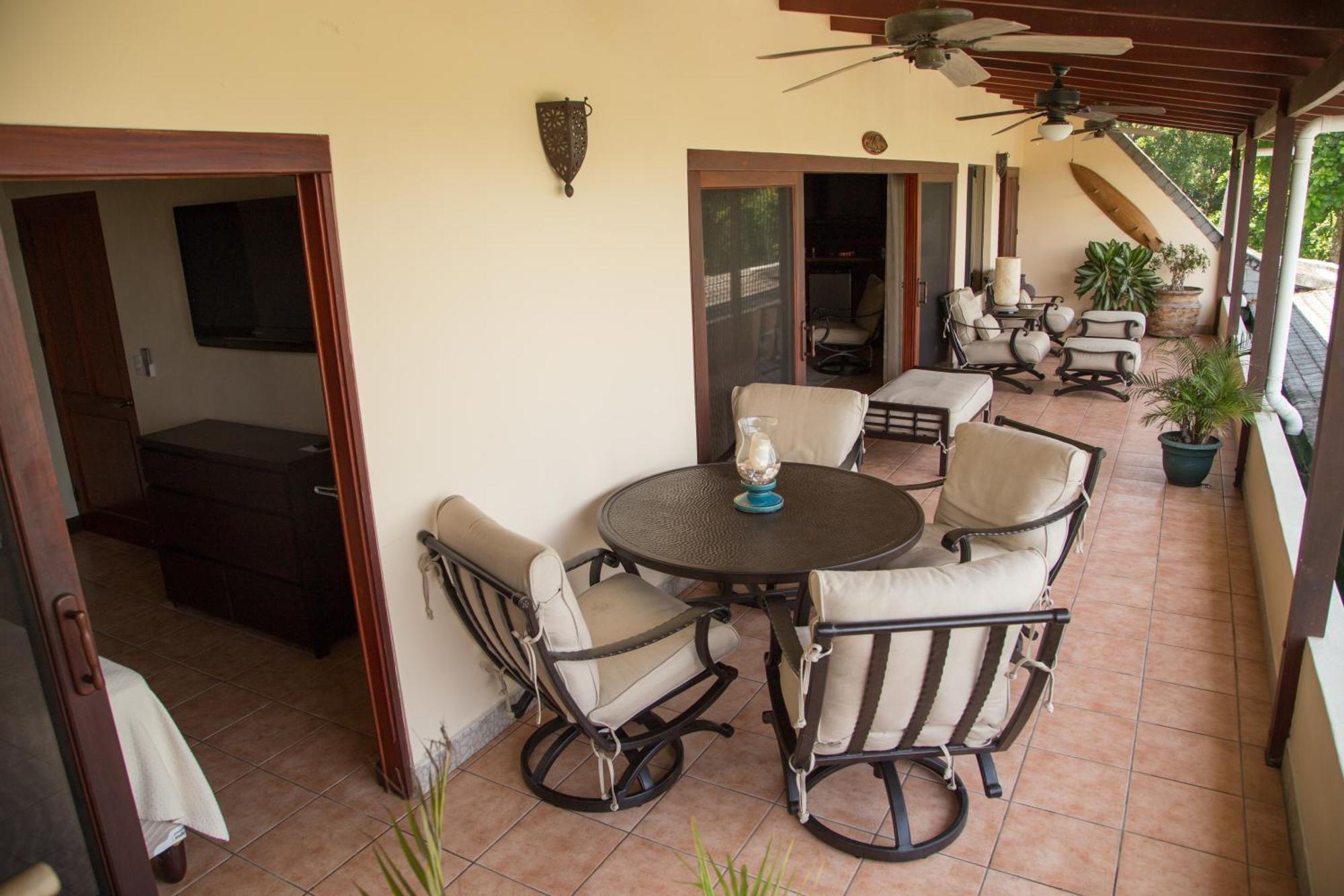 Club Del Mar Oceanfront Hotel Jaco Ngoại thất bức ảnh