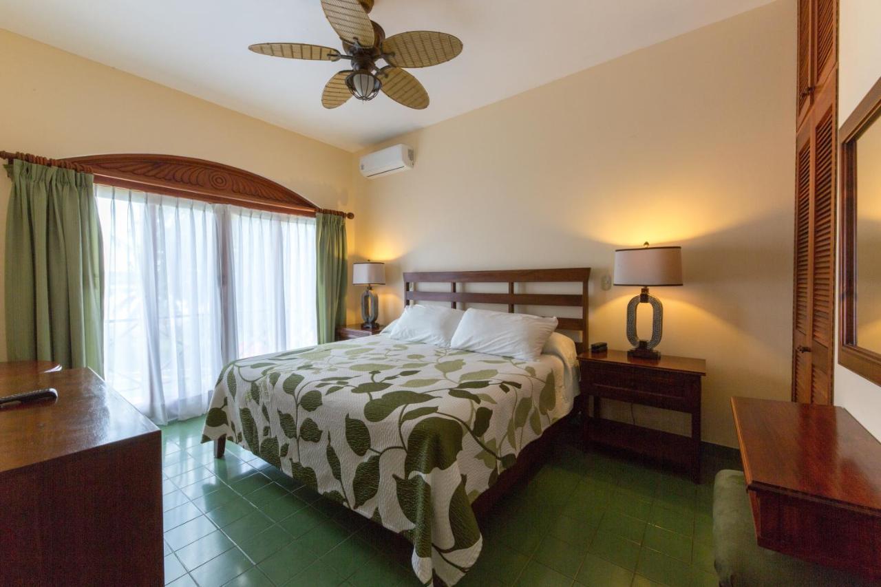 Club Del Mar Oceanfront Hotel Jaco Ngoại thất bức ảnh