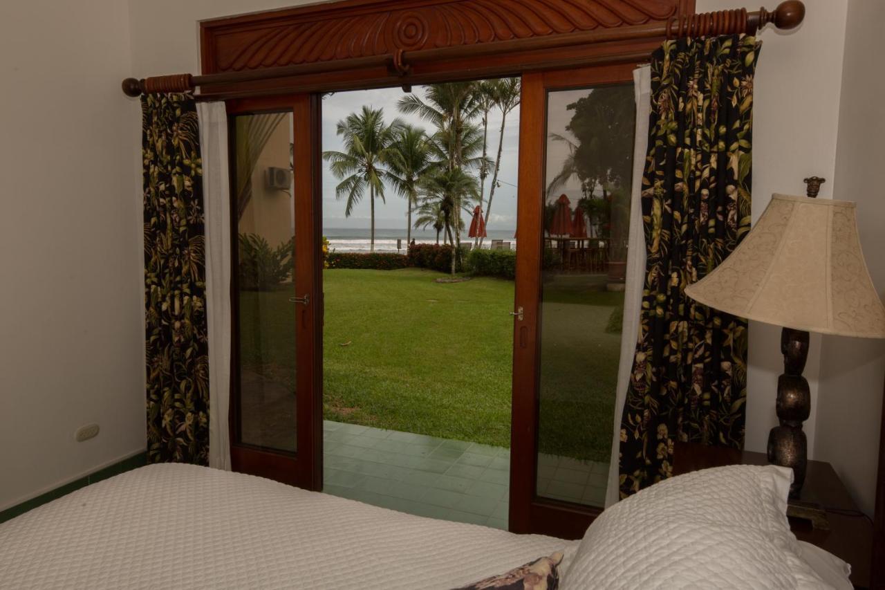 Club Del Mar Oceanfront Hotel Jaco Ngoại thất bức ảnh