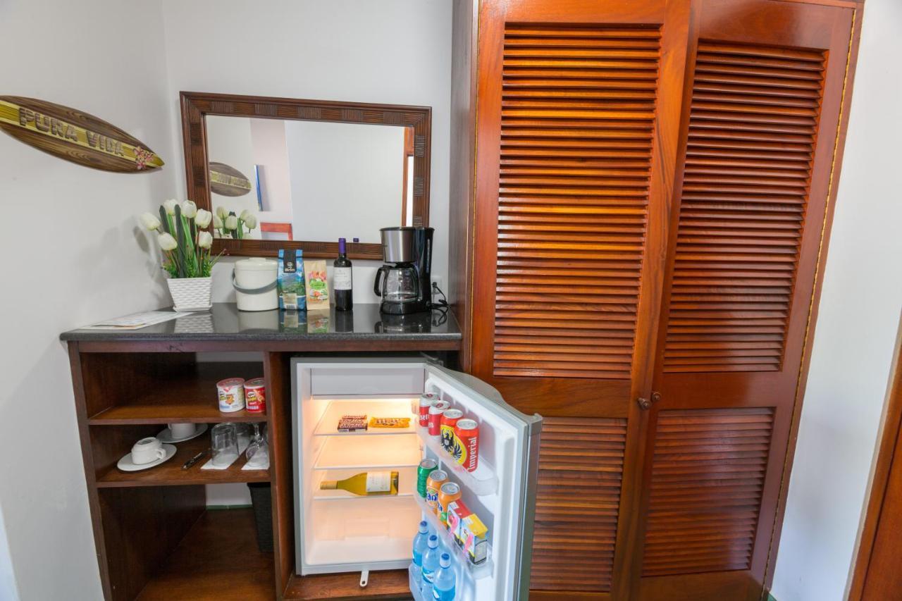 Club Del Mar Oceanfront Hotel Jaco Ngoại thất bức ảnh