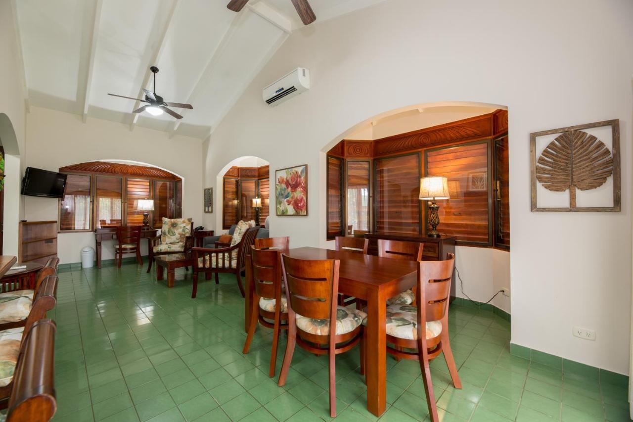 Club Del Mar Oceanfront Hotel Jaco Ngoại thất bức ảnh